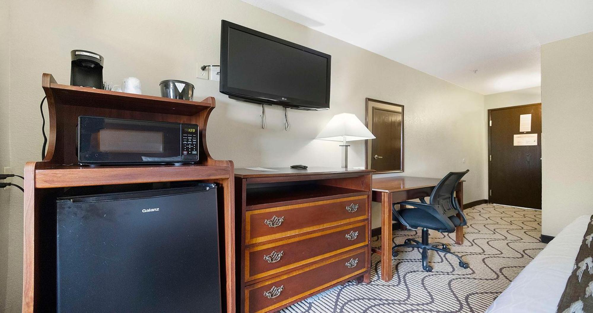 Surestay Plus Hotel By Best Western Rocklin Bagian luar foto