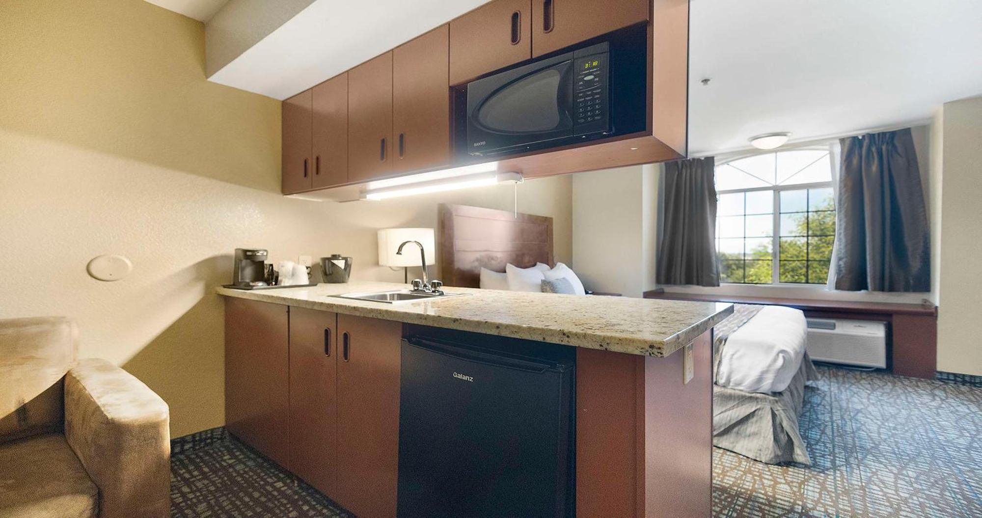Surestay Plus Hotel By Best Western Rocklin Bagian luar foto