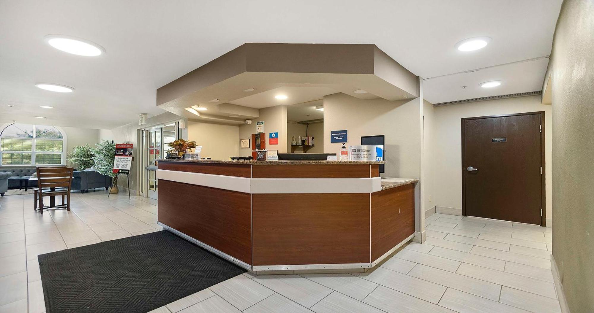 Surestay Plus Hotel By Best Western Rocklin Bagian luar foto